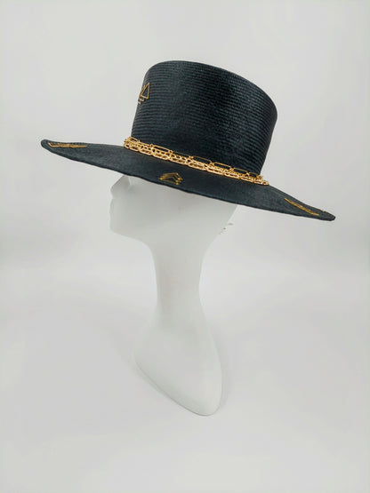 Hat Haven Millinery hat store. Custom Kentucky Derby hats and fascinators. Hand made hats in Louisville Kentucky.