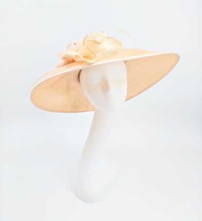 Hat Haven Millinery - Kentucky Derby Hats and Fascinators. Our headpieces are featured in the Official Kentucky Derby Style Guide. Visit our pop up shop at the Hyatt Regency Louisville during Derby week. Milliner, hat store in downtown Louisville. Handmade hats and fascinators.