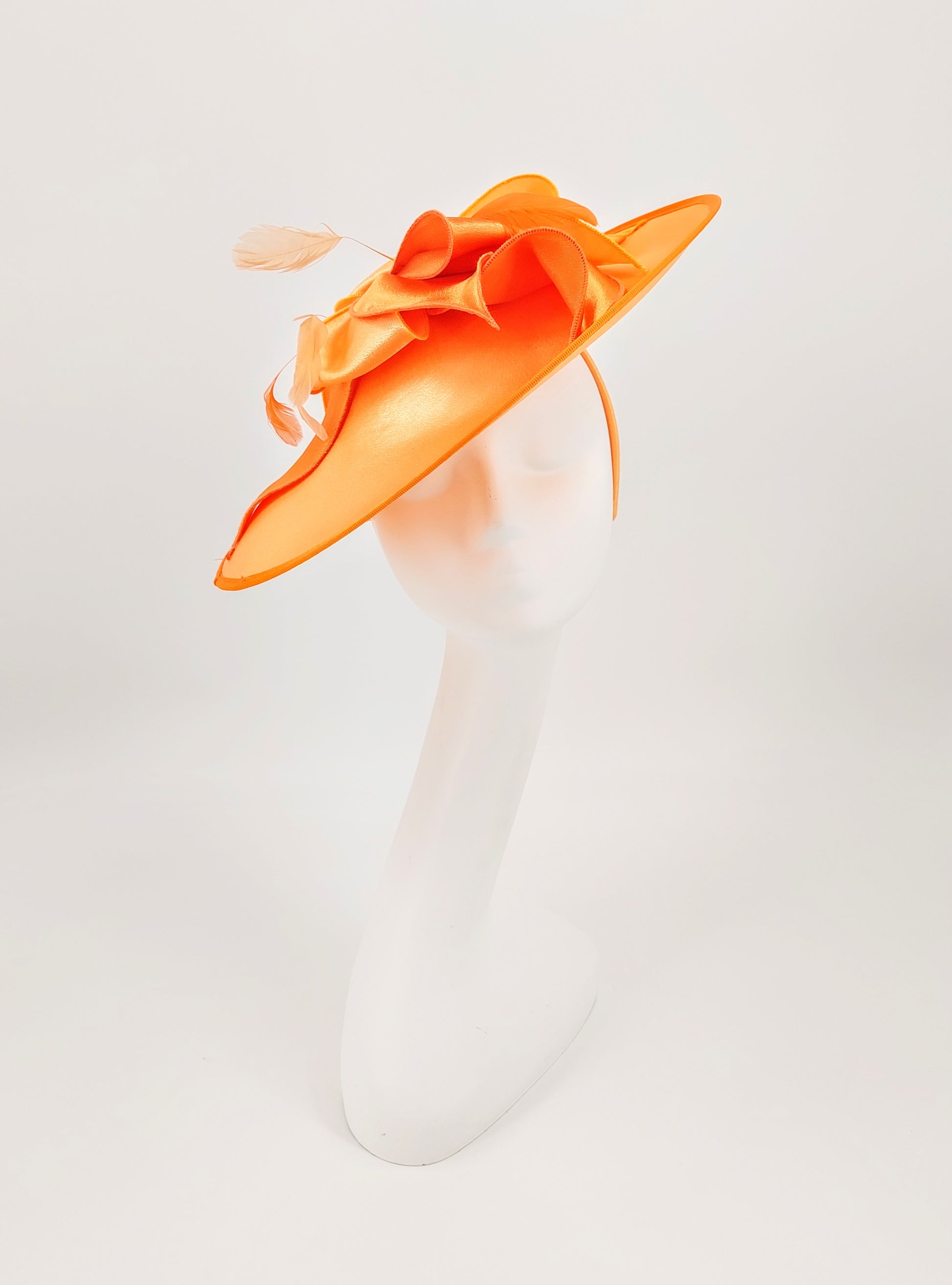 Hat Haven Millinery - Kentucky Derby Hats and Fascinators. Visit our pop up shop at the Hyatt Regency Louisville during Derby week. Featured in the Official Style Guide for the Kentucky Derby. Milliner, hat shop.