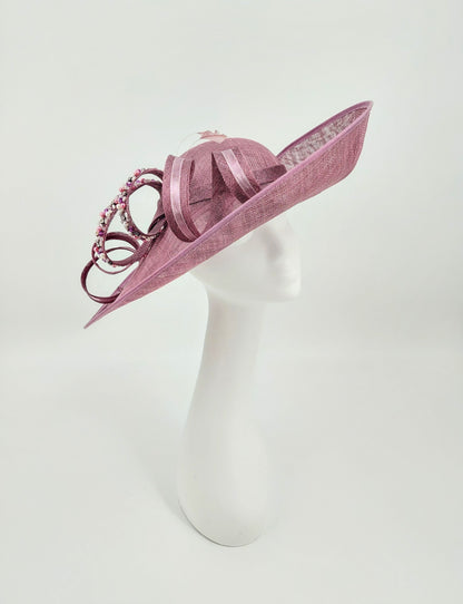 Hat Haven Millinery - Custom Kentucky Derby Hats & Fascinators. Visit our pop up shop during Derby week at the Hyatt Regency in Downtown Louisville. Official Milliner of the Kentucky Derby Museum 2025. Featured in the Churchill Downs Official Style Guide. Hand made in Louisville.