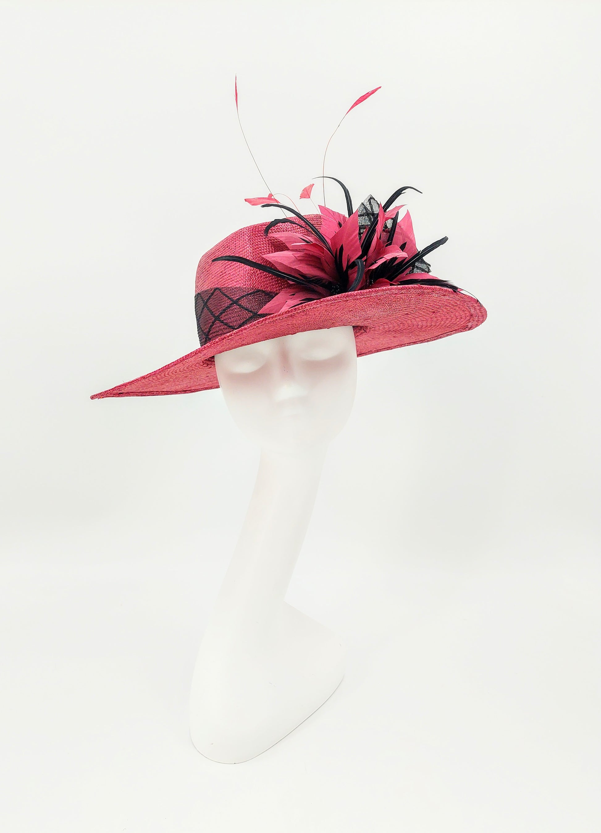 Hat Haven Millinery - Custom Kentucky Derby Hats and Fascinators. Official Milliner of the Kentucky Derby Museum. Pop Up Shop at the Hyatt Regency in Downtown Louisville.