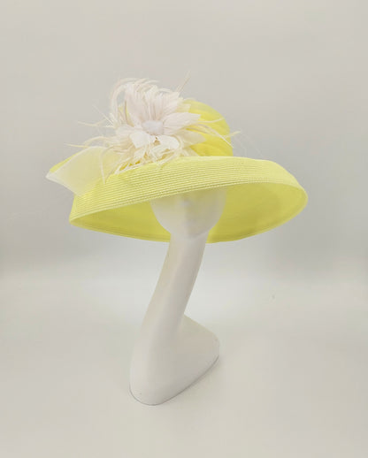 Hat Haven Millinery - Kentucky Derby Hats and Fascinators. An Official Milliner of the Kentucky Derby Museum. Featured milliner of the Official Style Guide for the Kentucky Derby. Visit our pop up shop during Derby week at the Hyatt Regency in Downtown Louisville.