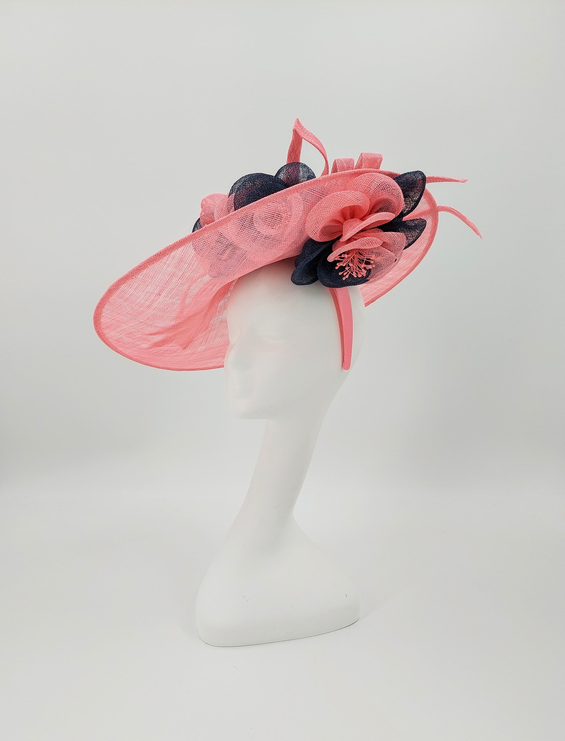 Hat Haven Millinery - Kentucky Derby Hats and Fascinators. An Official Milliner of the Kentucky Derby Museum. Featured milliner of the Official Style Guide for the Kentucky Derby. Visit our pop up shop during Derby week at the Hyatt Regency in Downtown Louisville.