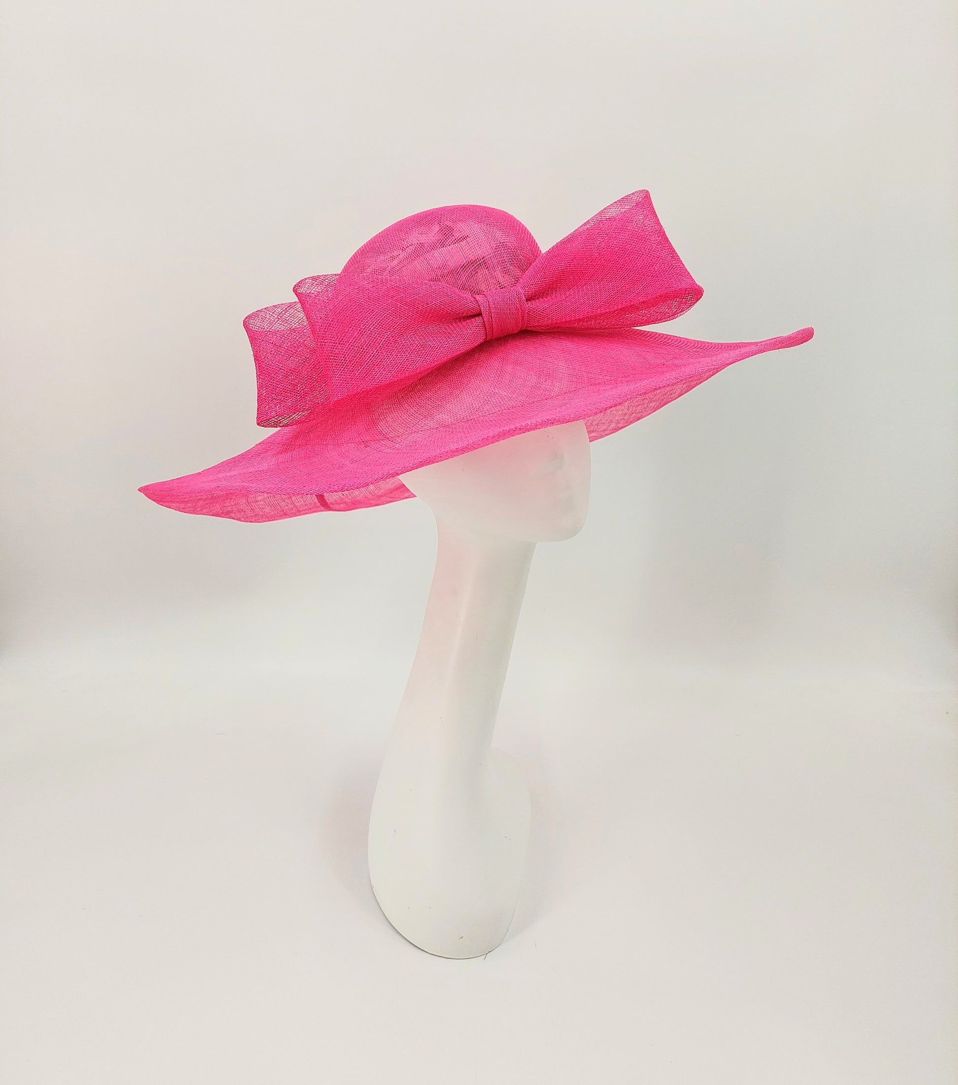 Hat Haven Millinery - Kentucky Derby Hats and Fascinators. An Official Milliner of the Kentucky Derby Museum. Featured milliner of the Official Style Guide for the Kentucky Derby. Visit our pop up shop during Derby week at the Hyatt Regency in Downtown Louisville.