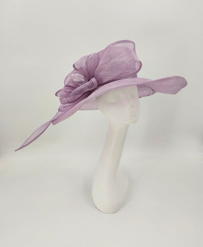 Hat Haven Millinery - Kentucky Derby Hats and Fascinators. An Official Milliner of the Kentucky Derby Museum. Featured milliner of the Official Style Guide for the Kentucky Derby. Visit our pop up shop during Derby week at the Hyatt Regency in Downtown Louisville.