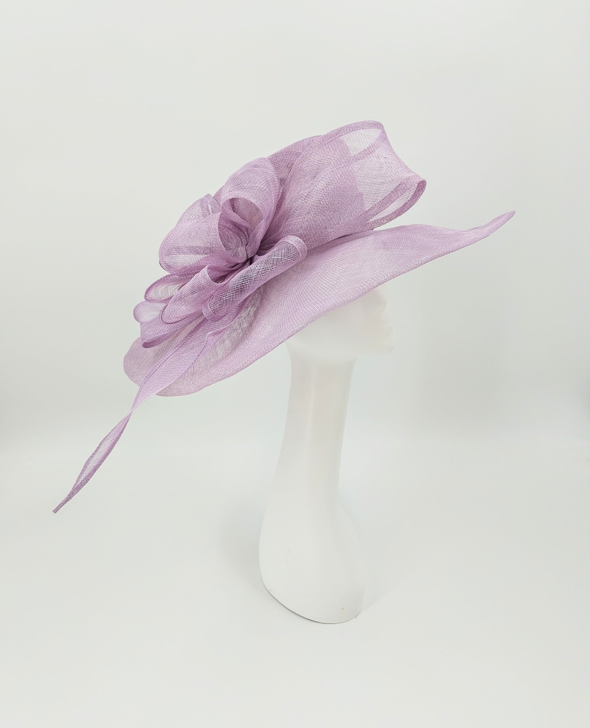 Hat Haven Millinery - Kentucky Derby Hats and Fascinators. An Official Milliner of the Kentucky Derby Museum. Featured milliner of the Official Style Guide for the Kentucky Derby. Visit our pop up shop during Derby week at the Hyatt Regency in Downtown Louisville.