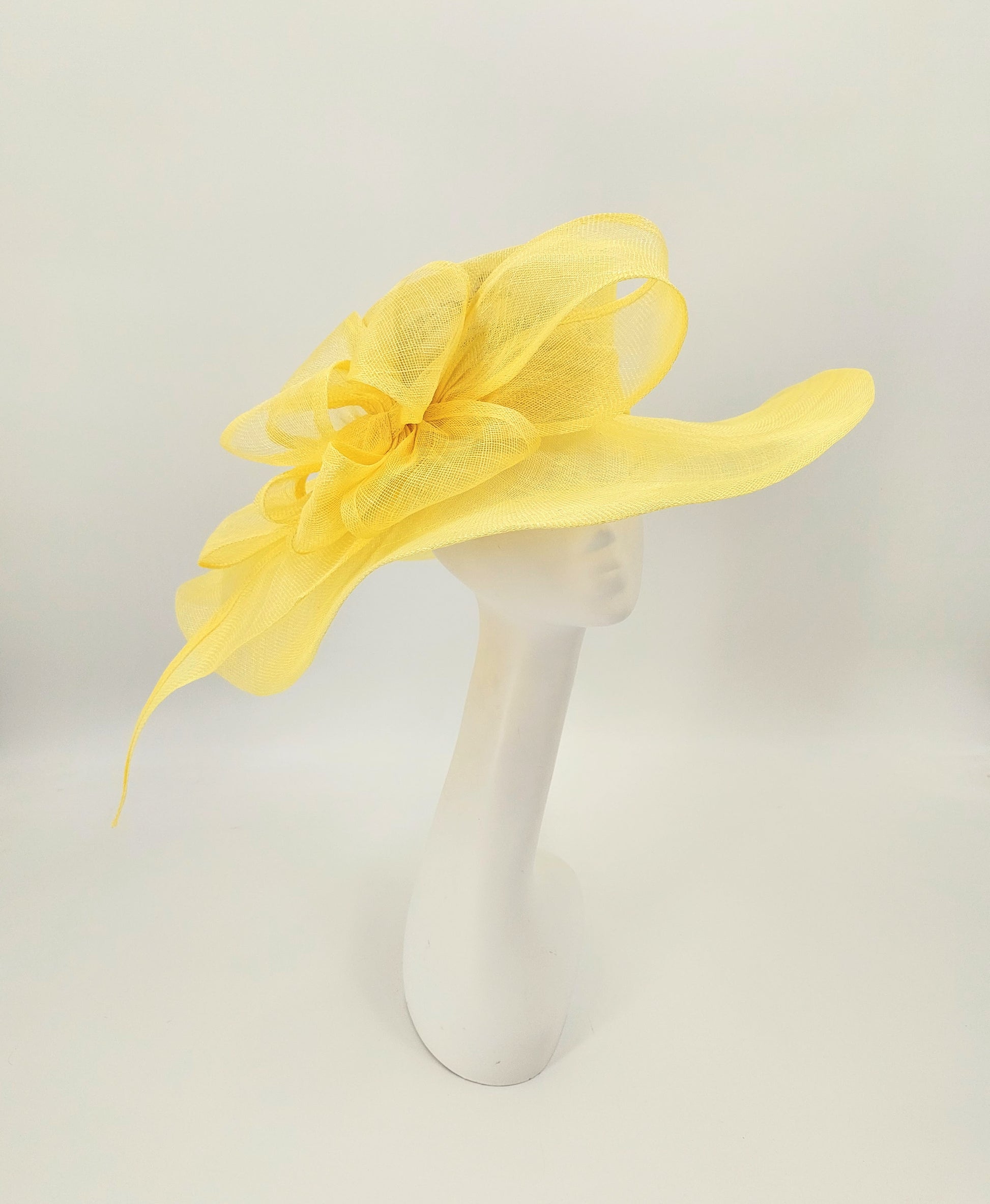 Hat Haven Millinery - Kentucky Derby Hats and Fascinators. An Official Milliner of the Kentucky Derby Museum. Featured milliner of the Official Style Guide for the Kentucky Derby. Visit our pop up shop during Derby week at the Hyatt Regency in Downtown Louisville.