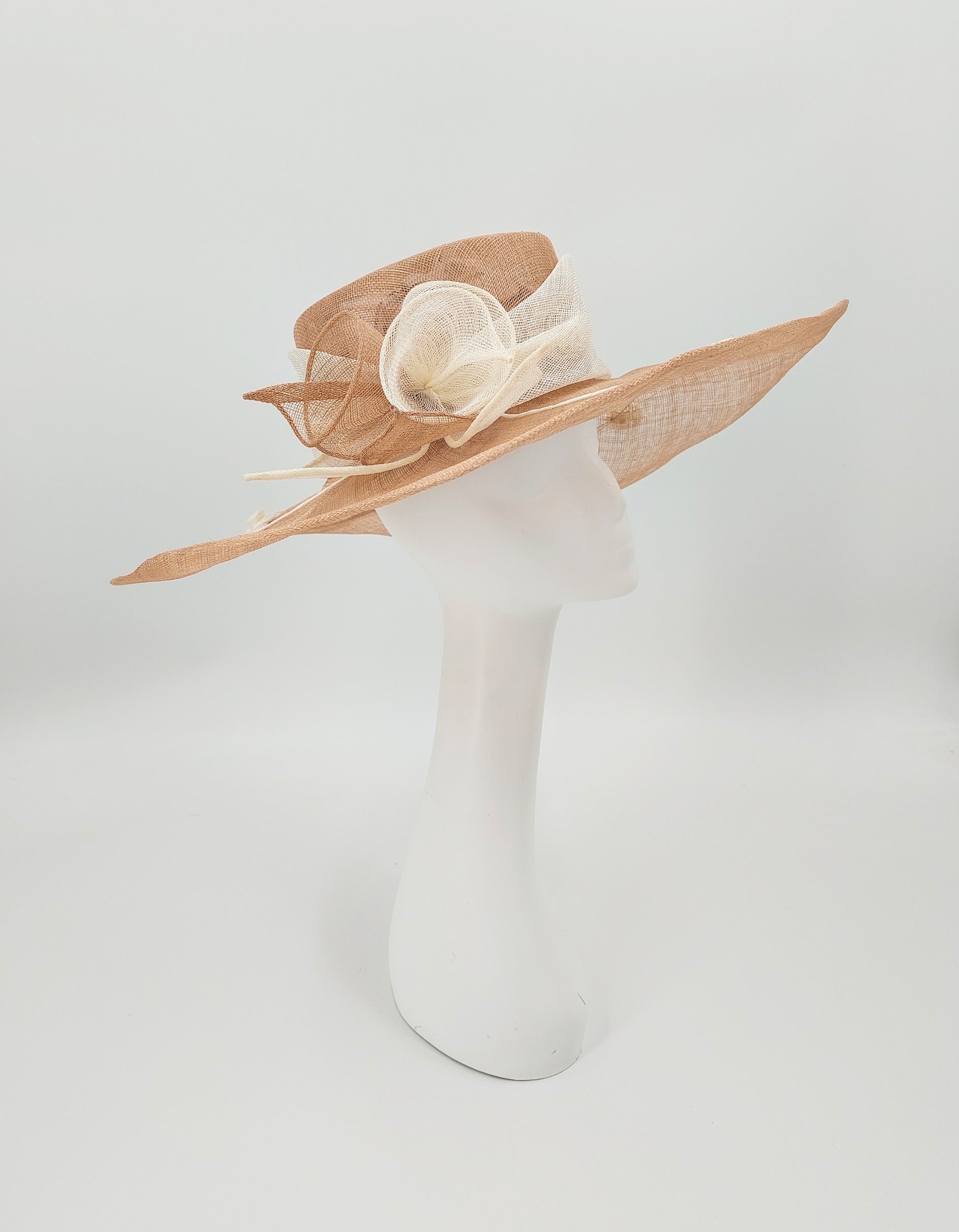 Hat Haven Millinery - Kentucky Derby Hats and Fascinators. An Official Milliner of the Kentucky Derby Museum. Featured milliner of the Official Style Guide for the Kentucky Derby. Visit our pop up shop during Derby week at the Hyatt Regency in Downtown Louisville.