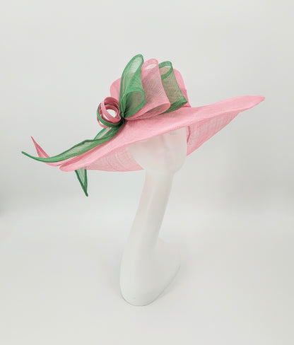 Hat Haven Millinery - Kentucky Derby Hats and Fascinators. An Official Milliner of the Kentucky Derby Museum. Featured milliner of the Official Style Guide for the Kentucky Derby. Visit our pop up shop during Derby week at the Hyatt Regency in Downtown Louisville.