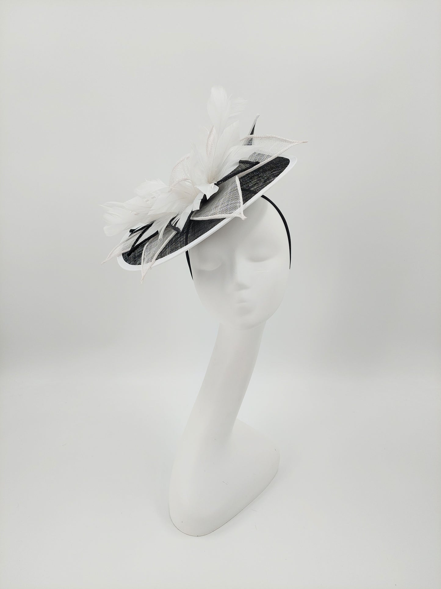 Hat Haven Millinery - An Official Milliner of the Kentucky Derby Museum, Seen in the Official Style Guide for the Kentucky Derby. Visit our pop up shop at the Hyatt Regency in Downtown Louisville during Derby week.