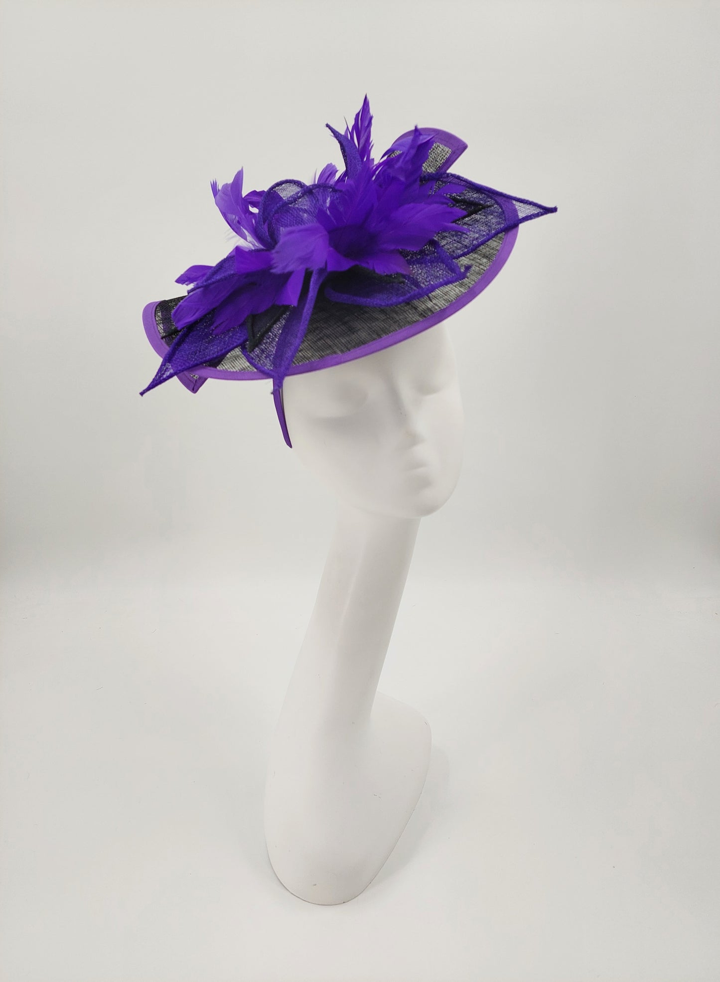 Hat Haven Millinery - An Official Milliner of the Kentucky Derby Museum, Seen in the Official Style Guide for the Kentucky Derby. Visit our pop up shop at the Hyatt Regency in Downtown Louisville during Derby week.