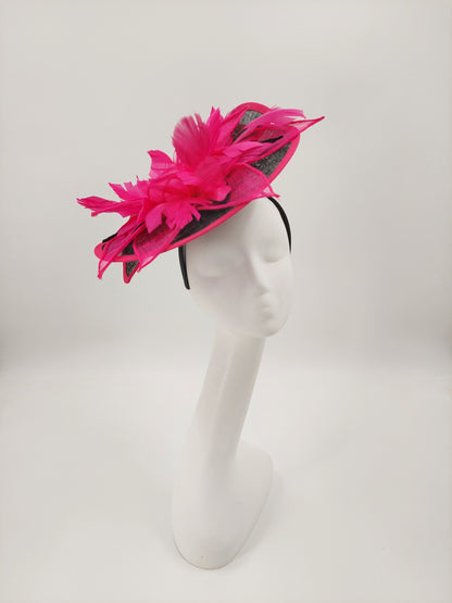 Hat Haven Millinery - An Official Milliner of the Kentucky Derby Museum, Seen in the Official Style Guide for the Kentucky Derby. Visit our pop up shop at the Hyatt Regency in Downtown Louisville during Derby week.