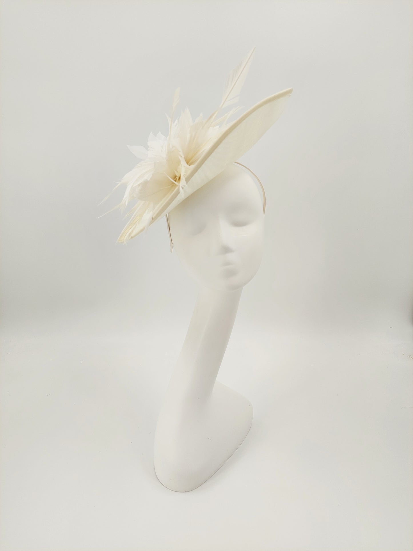 Hat Haven Millinery - An Official Milliner of the Kentucky Derby Museum, Seen in the Official Style Guide for the Kentucky Derby. Visit our pop up shop at the Hyatt Regency in Downtown Louisville during Derby week.