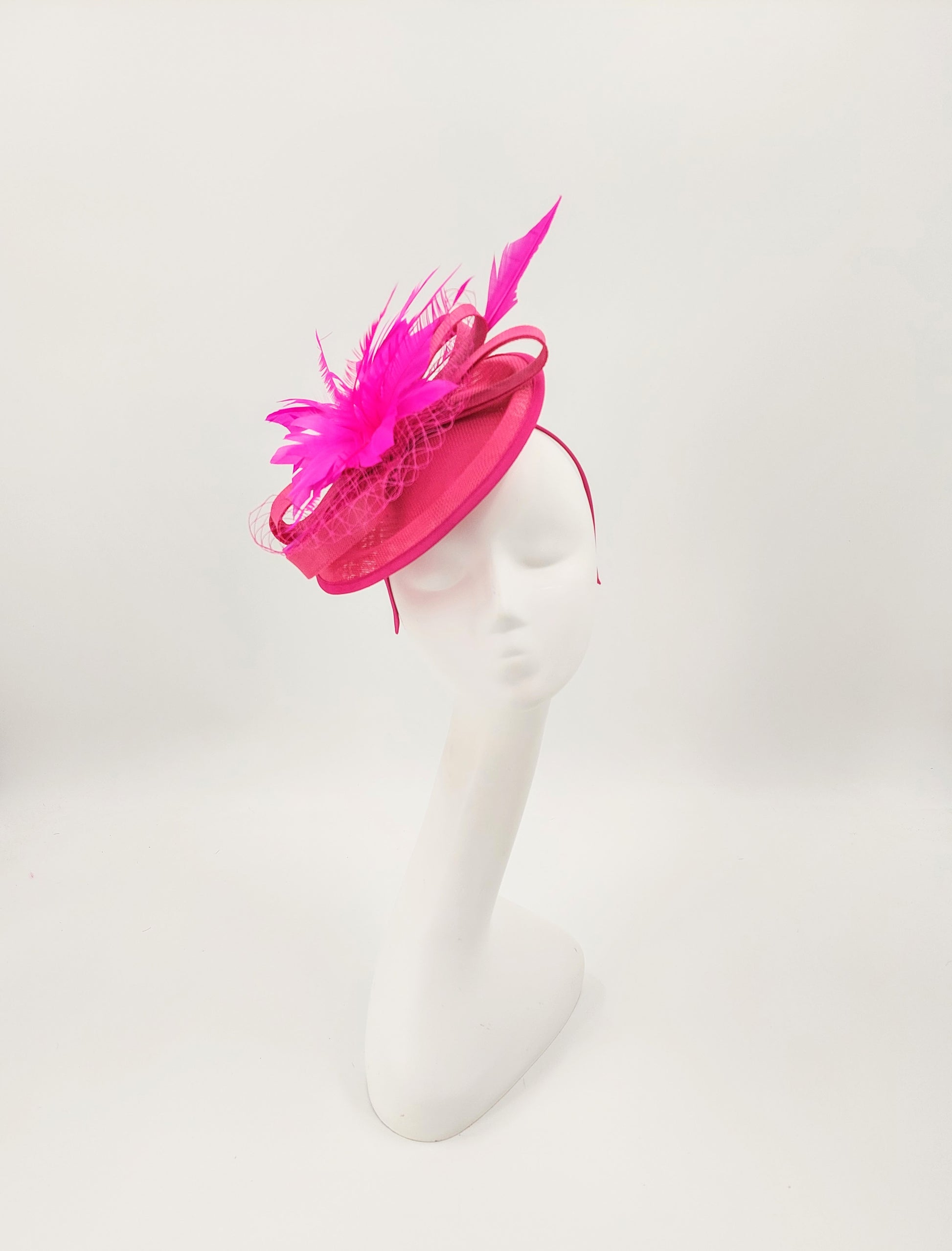 Hat Haven Millinery - An Official Milliner of the Kentucky Derby Museum, Seen in the Official Style Guide for the Kentucky Derby. Visit our pop up shop at the Hyatt Regency in Downtown Louisville during Derby week.