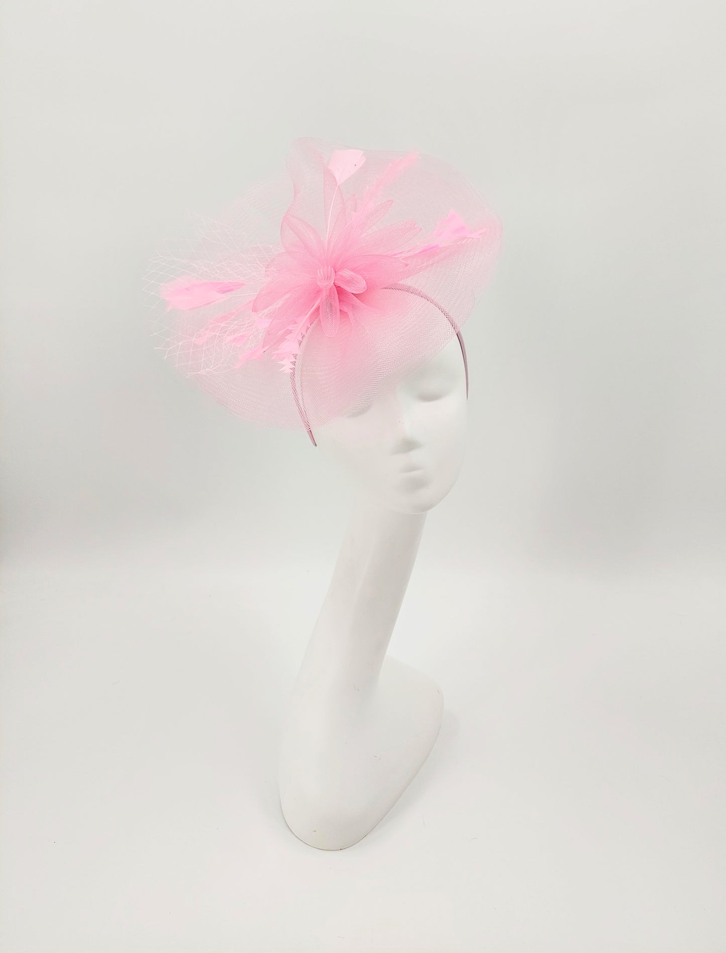 Hat Haven Millinery - An Official Milliner of the Kentucky Derby Museum, Seen in the Official Style Guide for the Kentucky Derby. Visit our pop up shop at the Hyatt Regency in Downtown Louisville during Derby week.