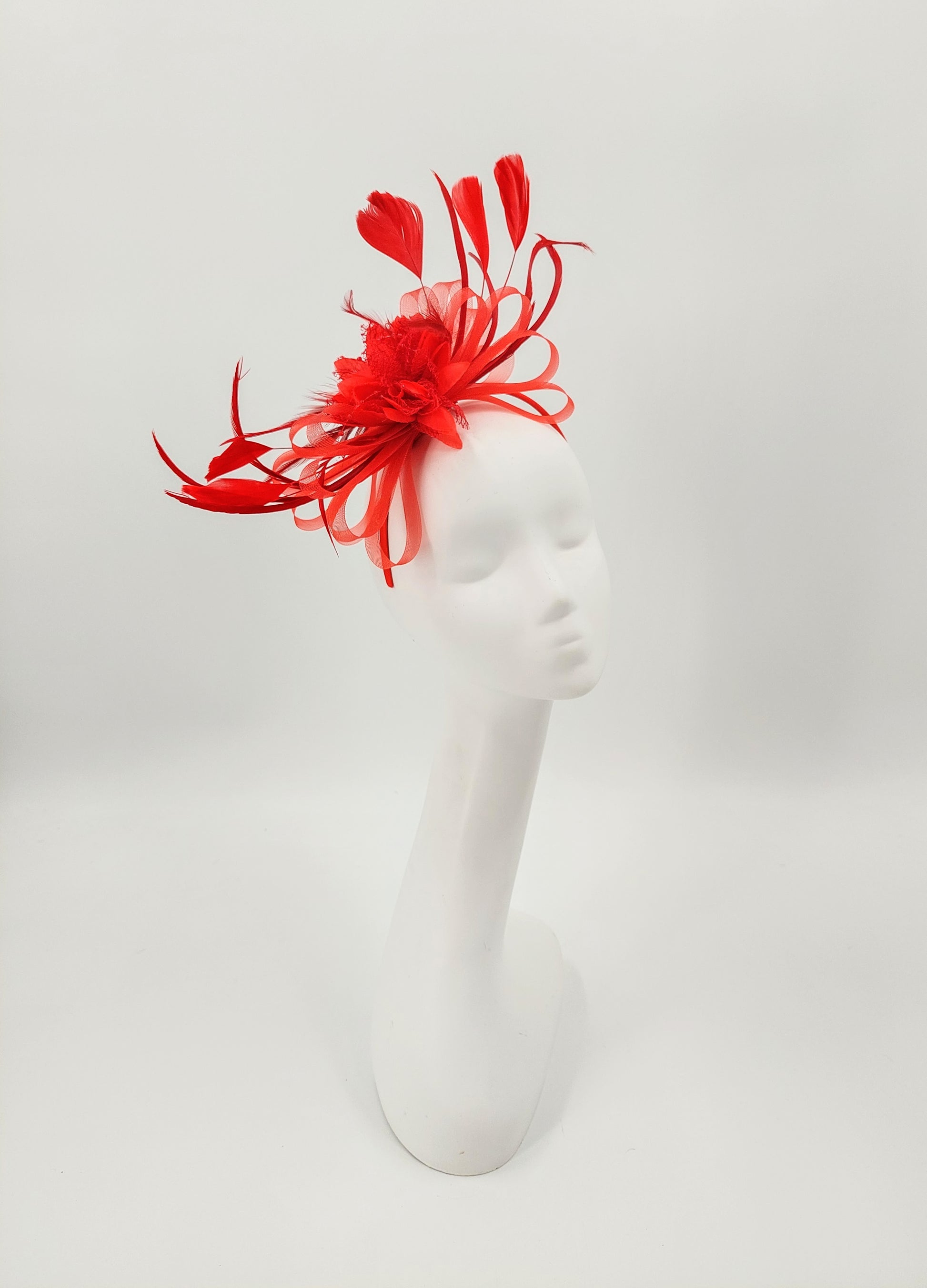 Hat Haven Millinery - An Official Milliner of the Kentucky Derby Museum, Seen in the Official Style Guide for the Kentucky Derby. Visit our pop up shop at the Hyatt Regency in Downtown Louisville during Derby week.