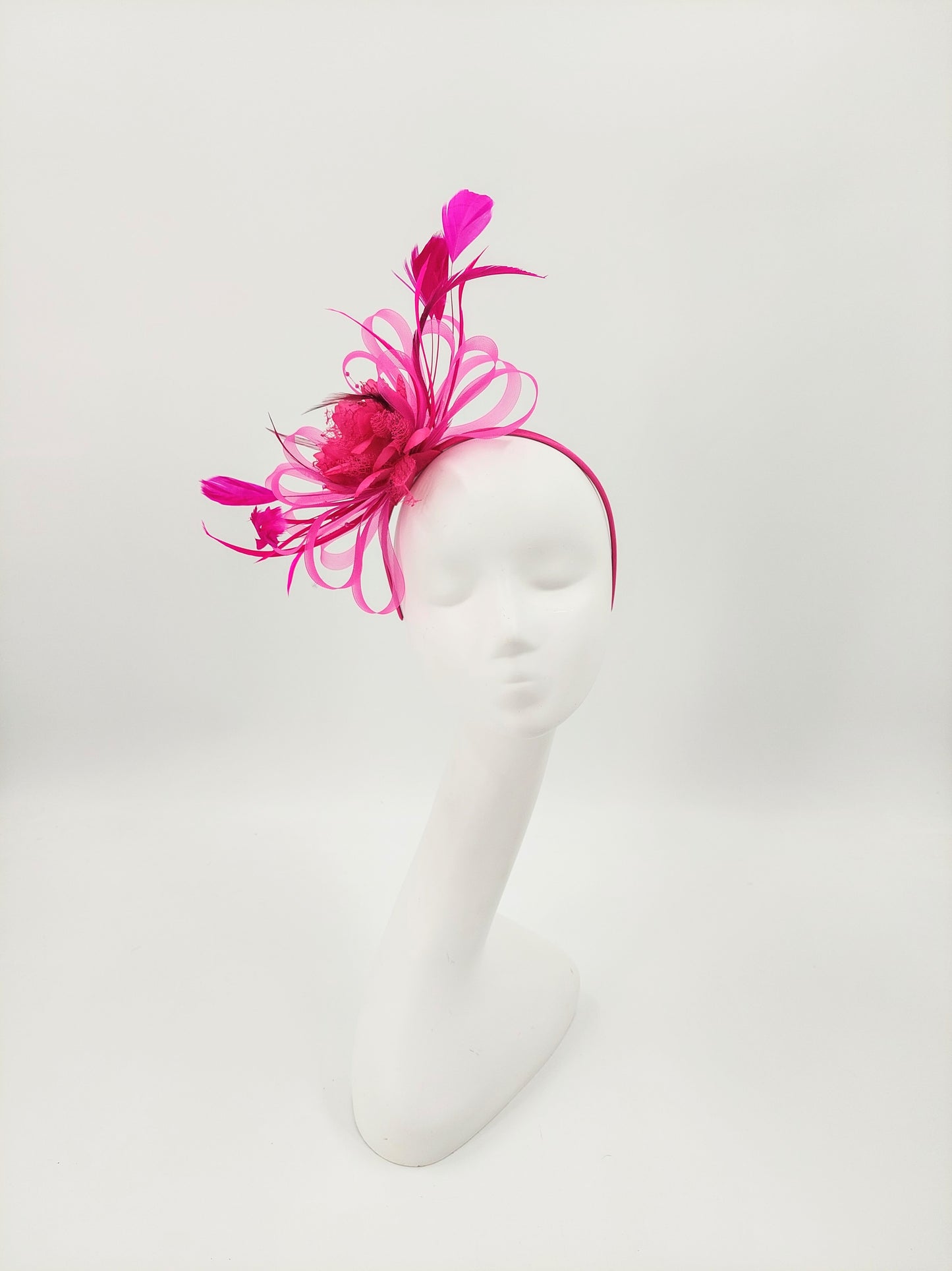 Hat Haven Millinery - An Official Milliner of the Kentucky Derby Museum, Seen in the Official Style Guide for the Kentucky Derby. Visit our pop up shop at the Hyatt Regency in Downtown Louisville during Derby week.