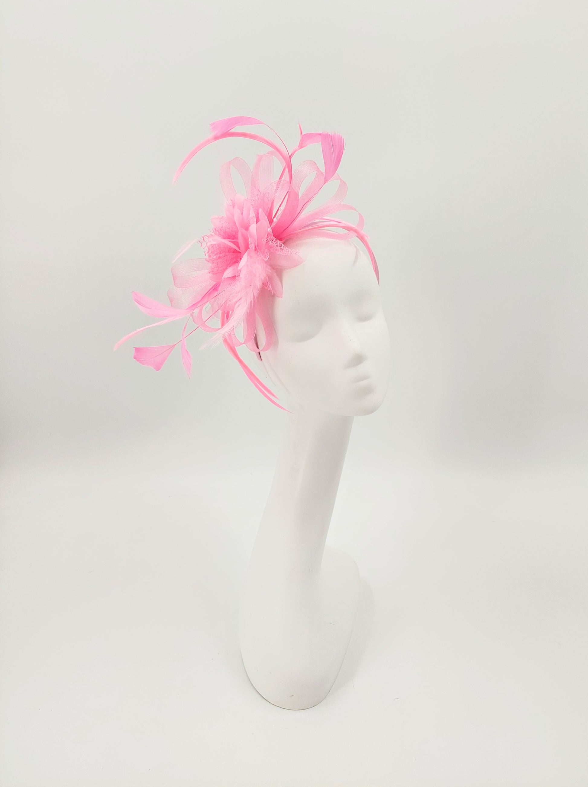 Hat Haven Millinery - An Official Milliner of the Kentucky Derby Museum, Seen in the Official Style Guide for the Kentucky Derby. Visit our pop up shop at the Hyatt Regency in Downtown Louisville during Derby week.