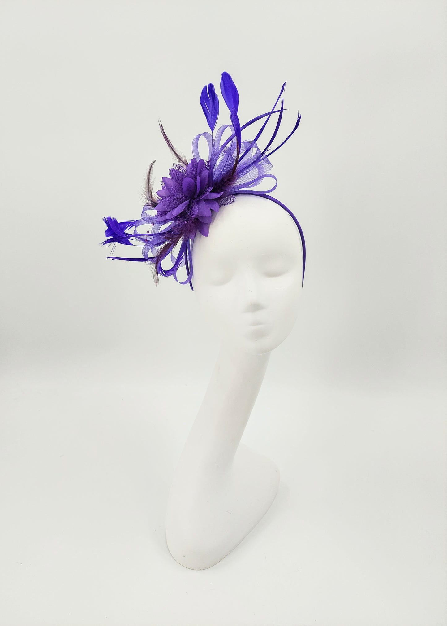 Hat Haven Millinery - An Official Milliner of the Kentucky Derby Museum, Seen in the Official Style Guide for the Kentucky Derby. Visit our pop up shop at the Hyatt Regency in Downtown Louisville during Derby week.