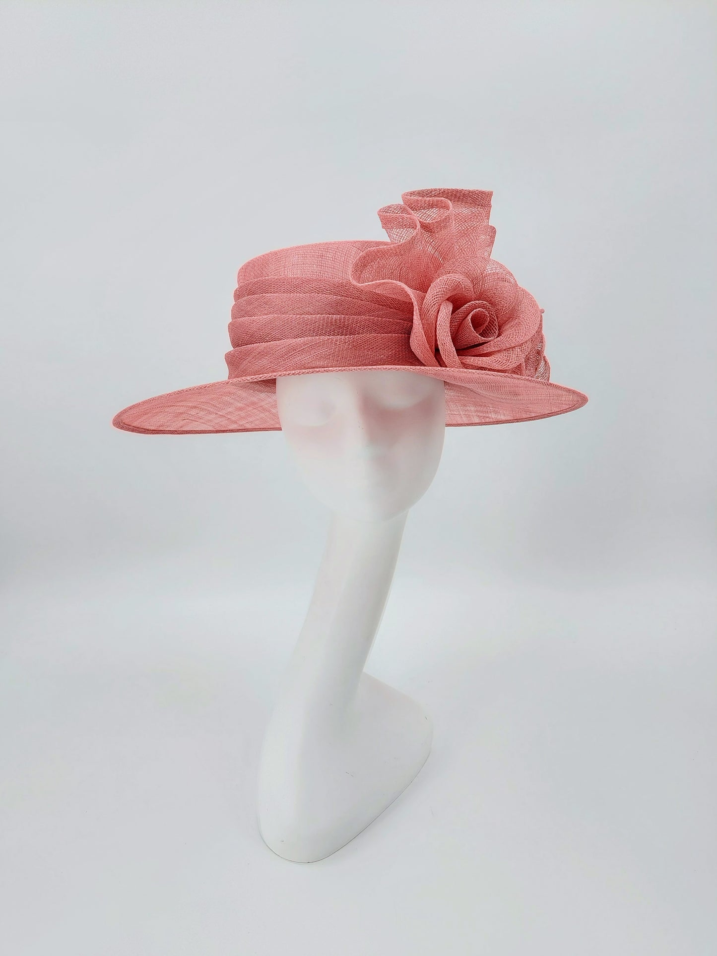 Hat Haven Millinery - An Official Milliner of the Kentucky Derby Museum. Hand made Kentucky Derby Hats & Fascinators. Visit of  pop up shop at the Hyatt Regency during Derby week.